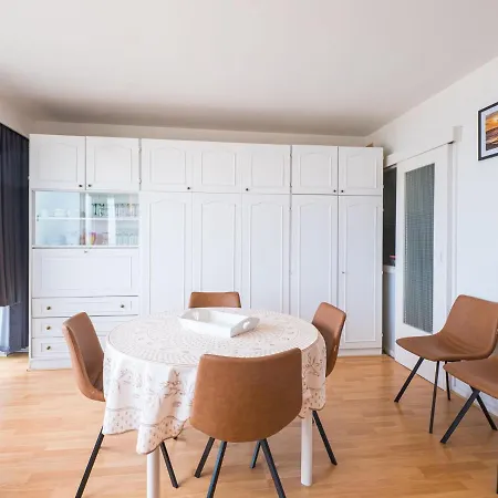 Apartament Cosy With Sleeping Area And Sea View *