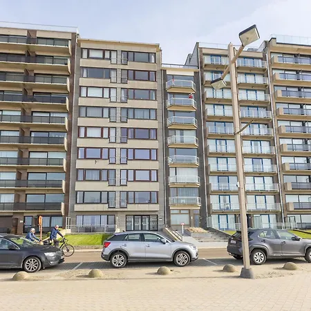 Cosy With Sleeping Area And Sea View Middelkerke