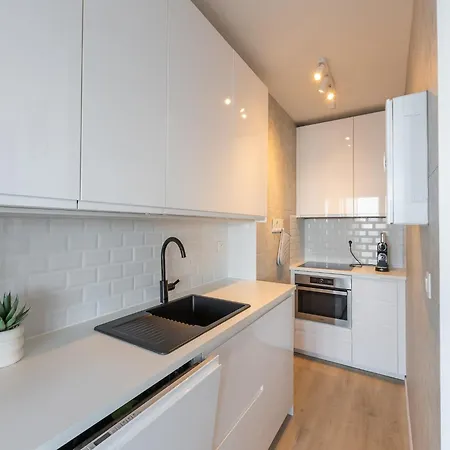 Cosy With Sleeping Area And Sea View