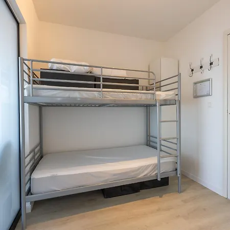 Lägenhet Cosy With Sleeping Area And Sea View *